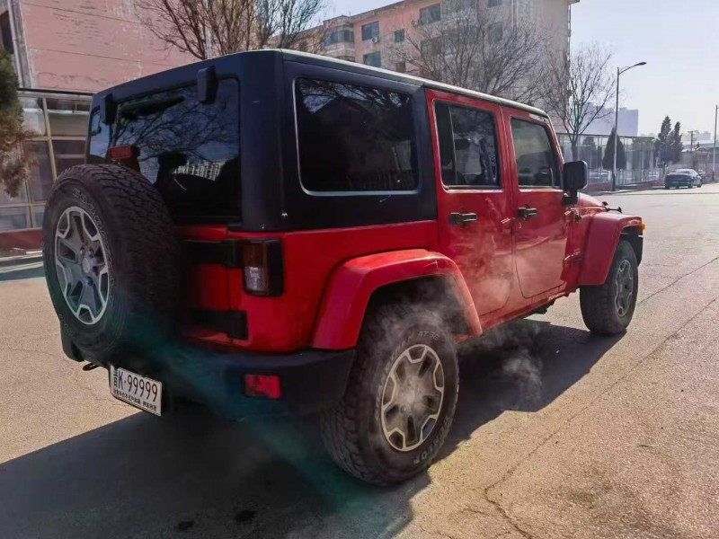 晋中15年Jeep牧马人9