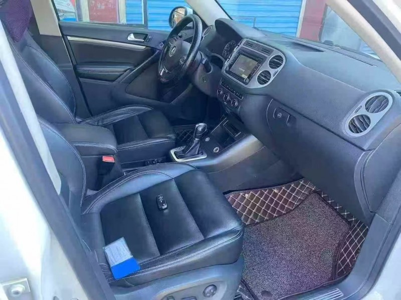 邢台16年大众途观4