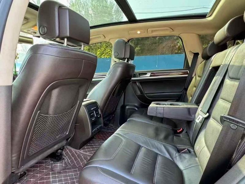 济宁15年大众途锐6