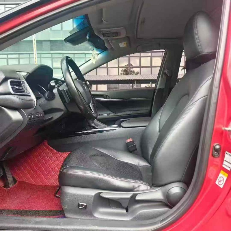 东莞18年丰田凯美瑞6