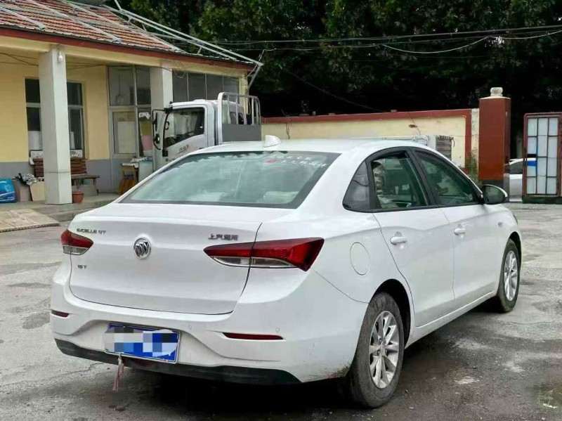 淄博18年别克英朗7