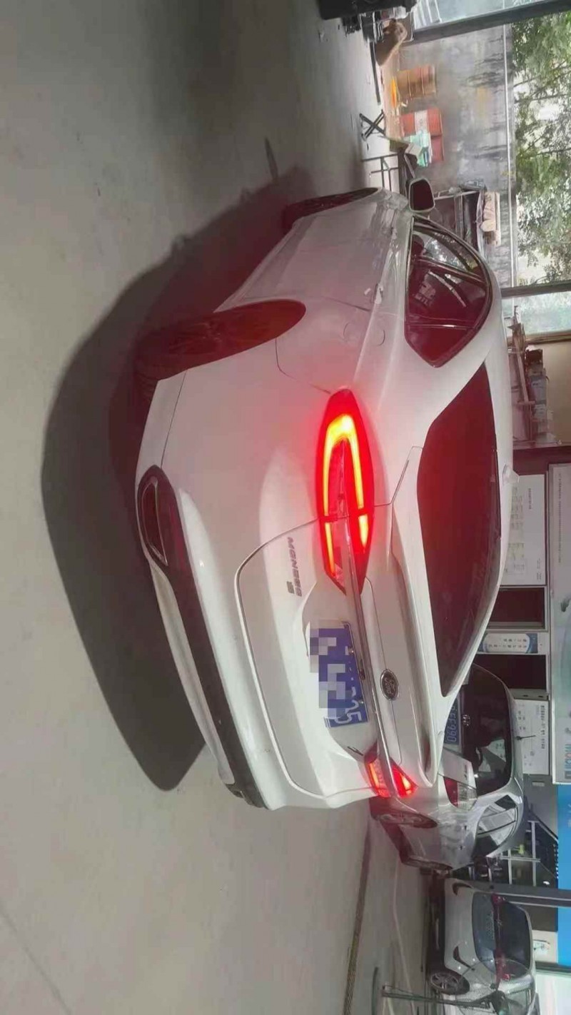 菏泽17年福特蒙迪欧8