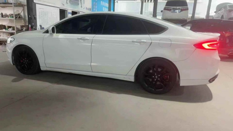 菏泽17年福特蒙迪欧9