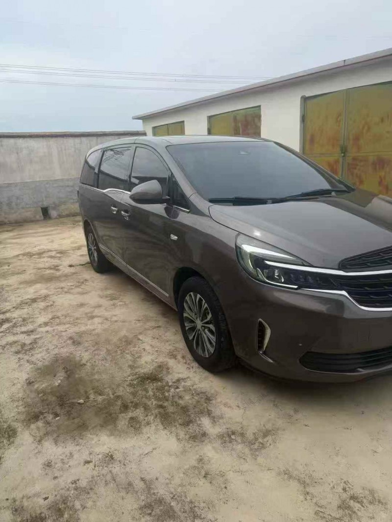 菏泽21年别克GL83