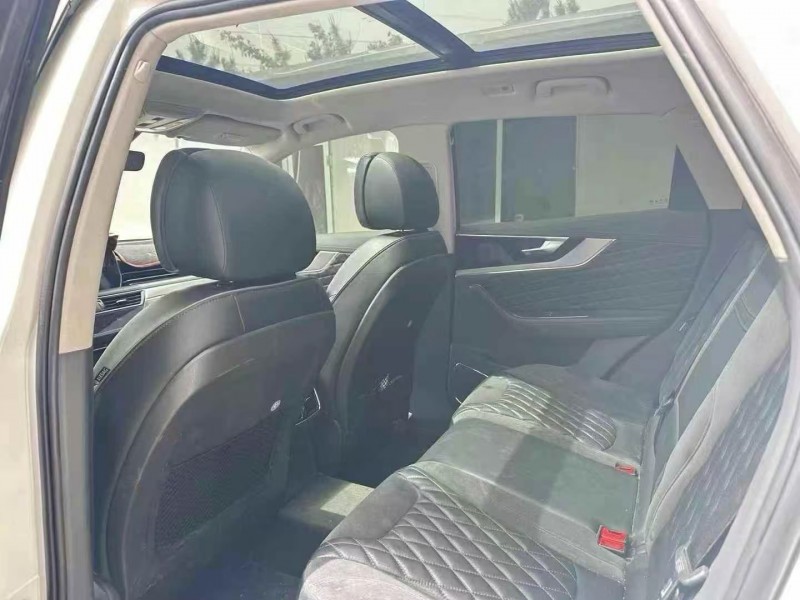 武汉19年红旗HS55