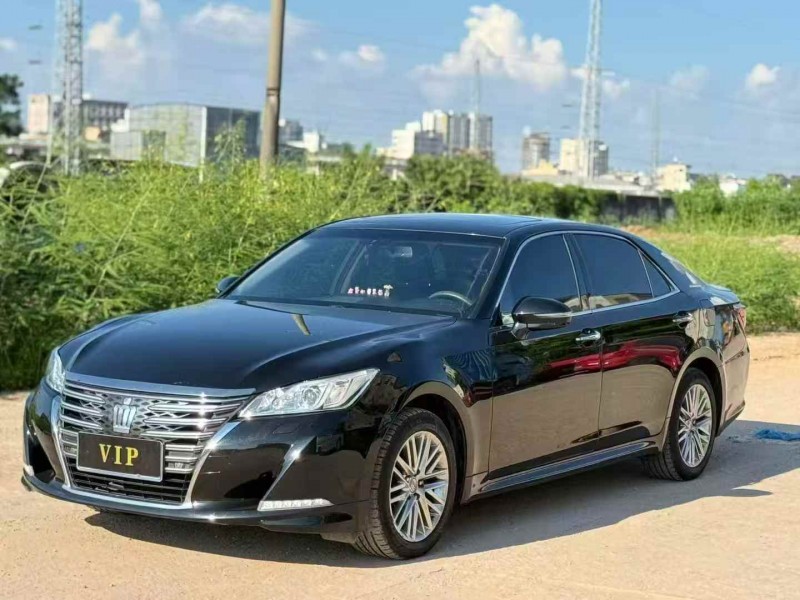 佛山15年丰田皇冠2