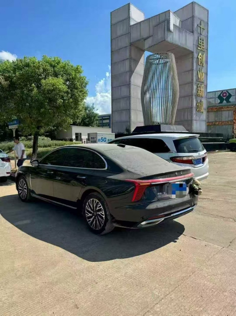 桂林24年红旗H57