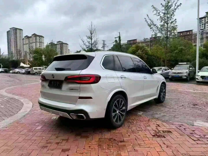 徐州22年宝马X57