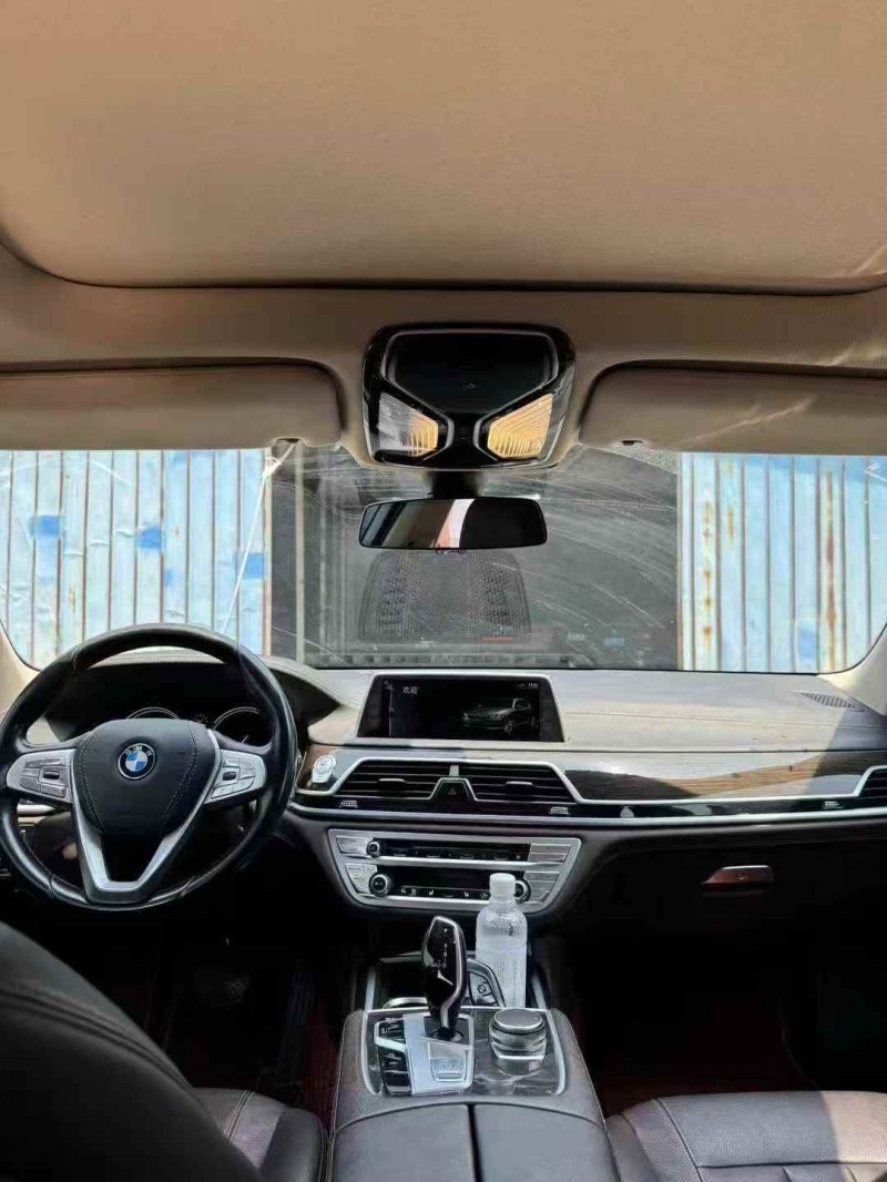 枣庄17年宝马7系4