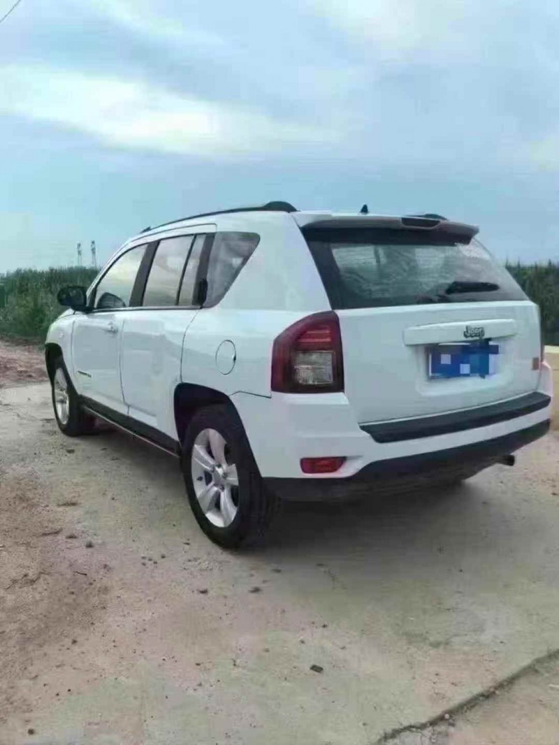 菏泽16年Jeep指南者7