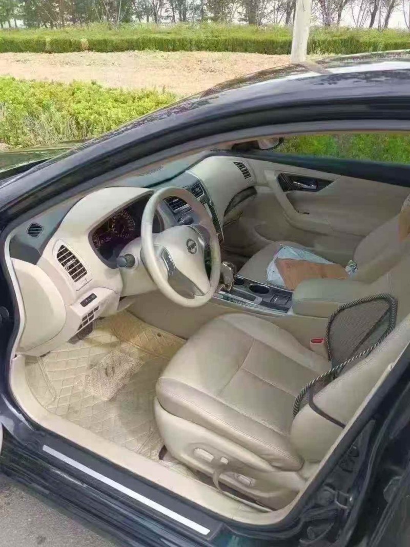 菏泽15年日产天籁3