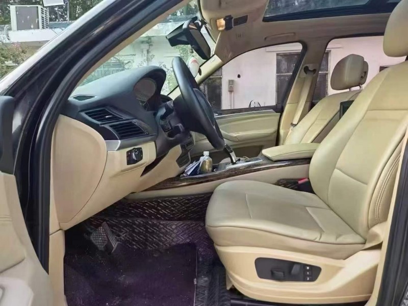 开封12年宝马X55