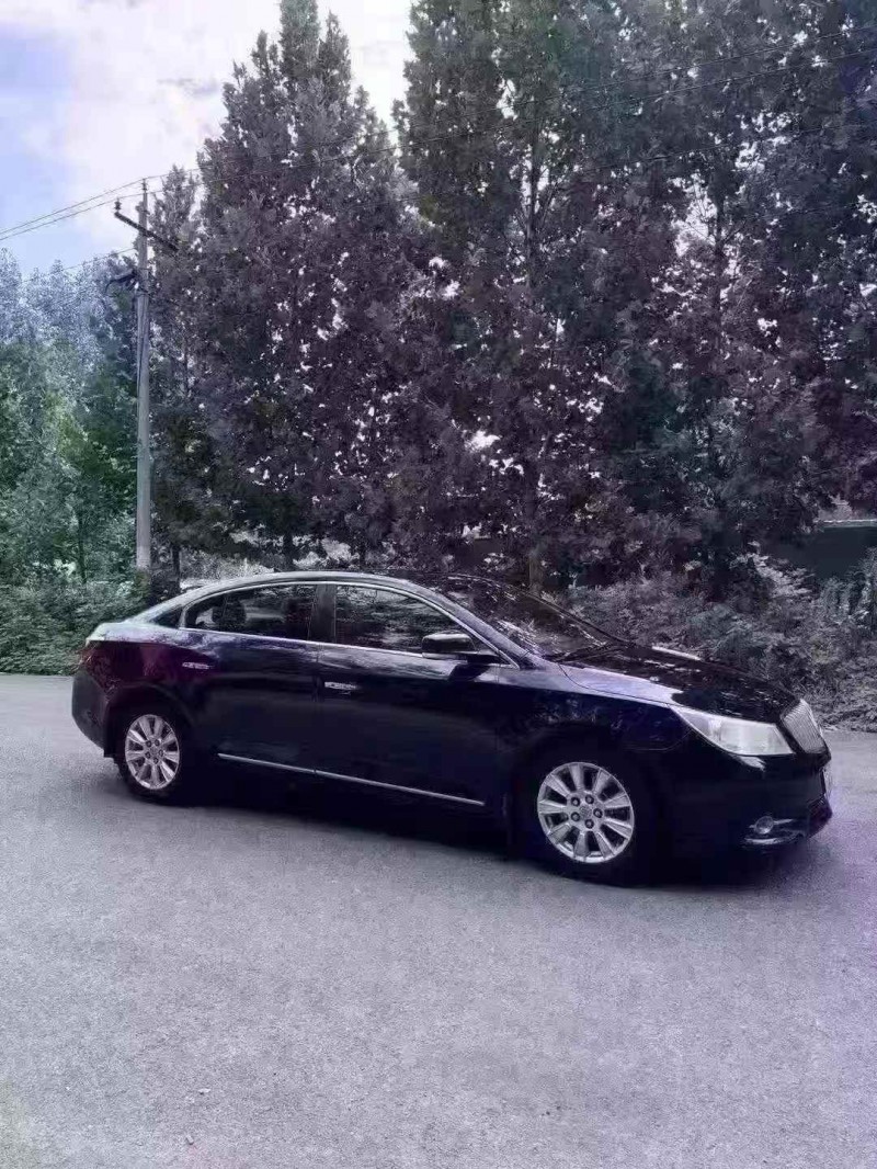 菏泽12年别克君越2