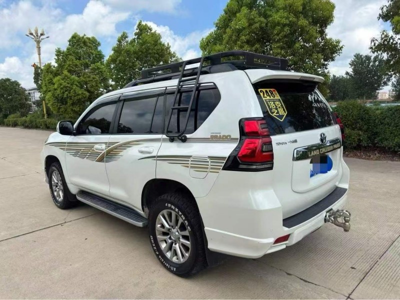 苏州19年丰田普拉多8