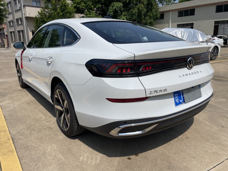 中山25年大众凌渡5