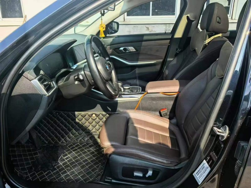 徐州21年宝马3系5