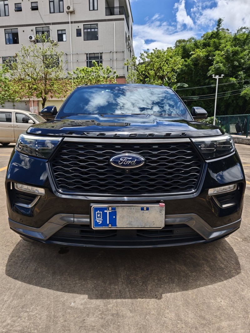 中山20年福特探险者1