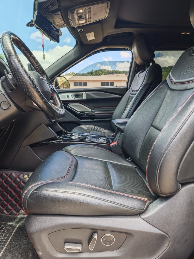 中山20年福特探险者8