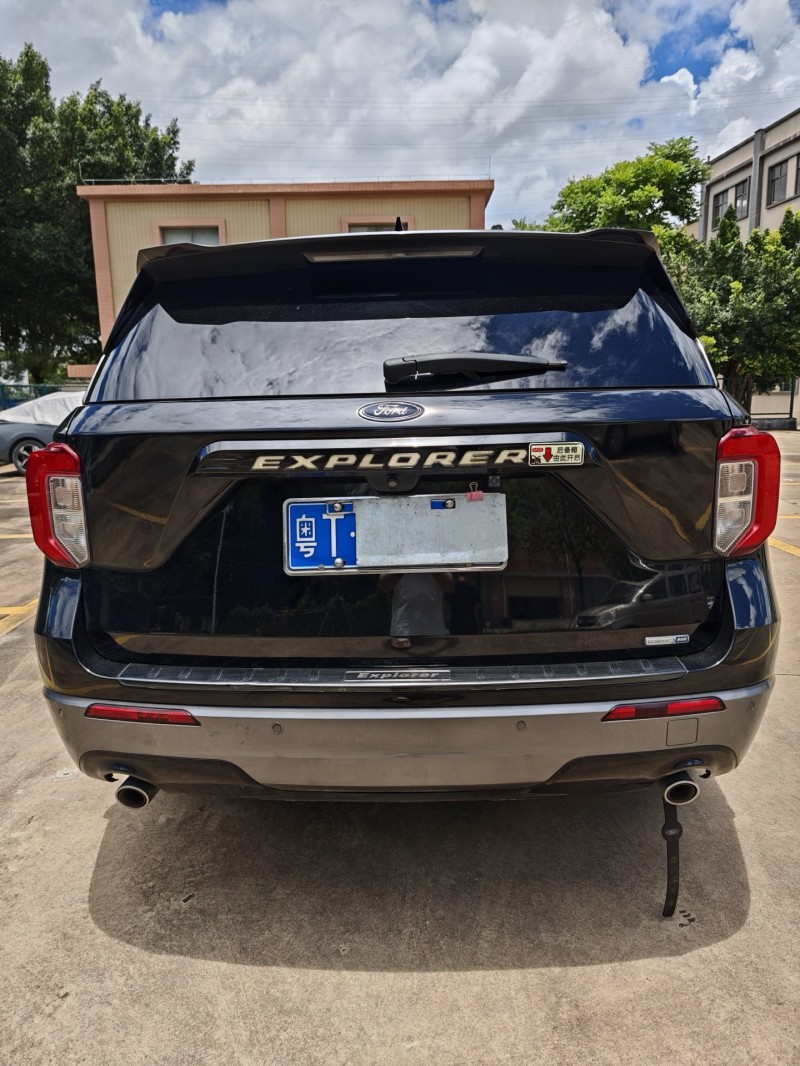 中山20年福特探险者9