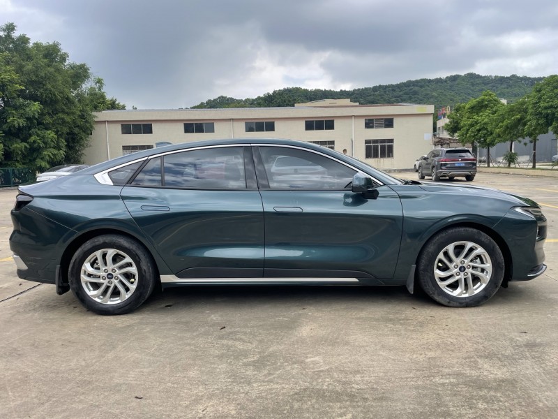 中山23年福特蒙迪欧2