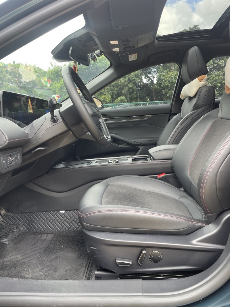 中山23年福特蒙迪欧8