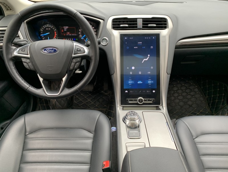 中山21年福特蒙迪欧7