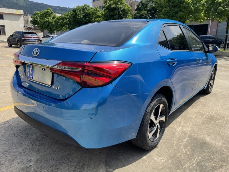 中山18年丰田雷凌4