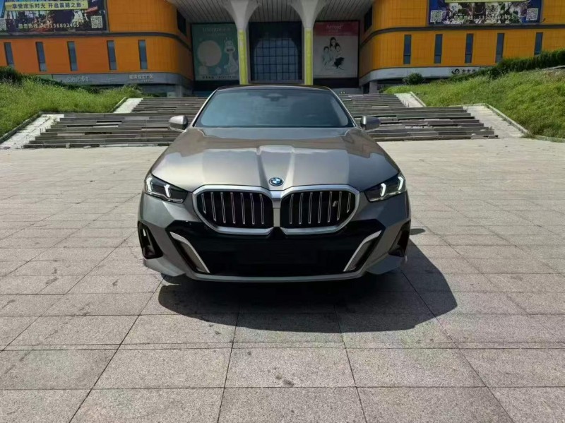 济南24年宝马i51