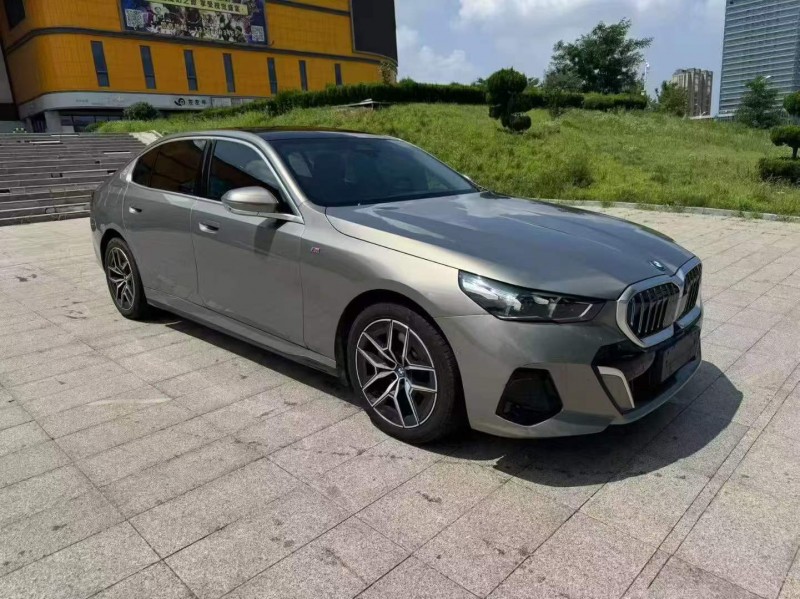 济南24年宝马i53