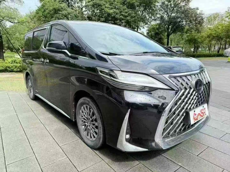 佛山21年雷克萨斯LM雷尔法2