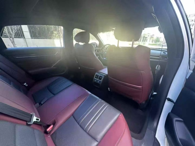 广州23年本田英诗派4