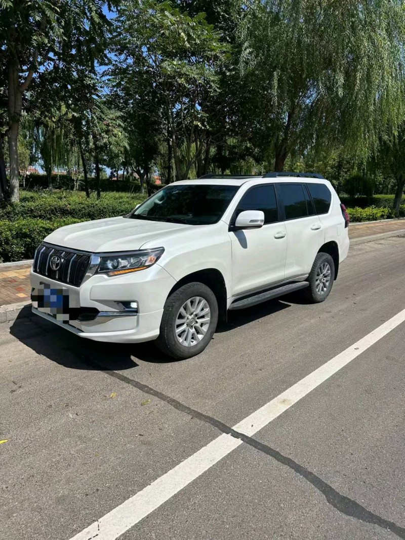 青岛20年丰田普拉多2