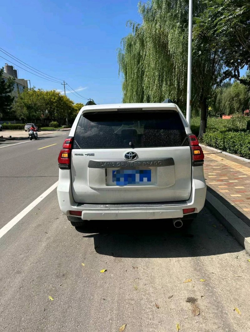 青岛20年丰田普拉多6