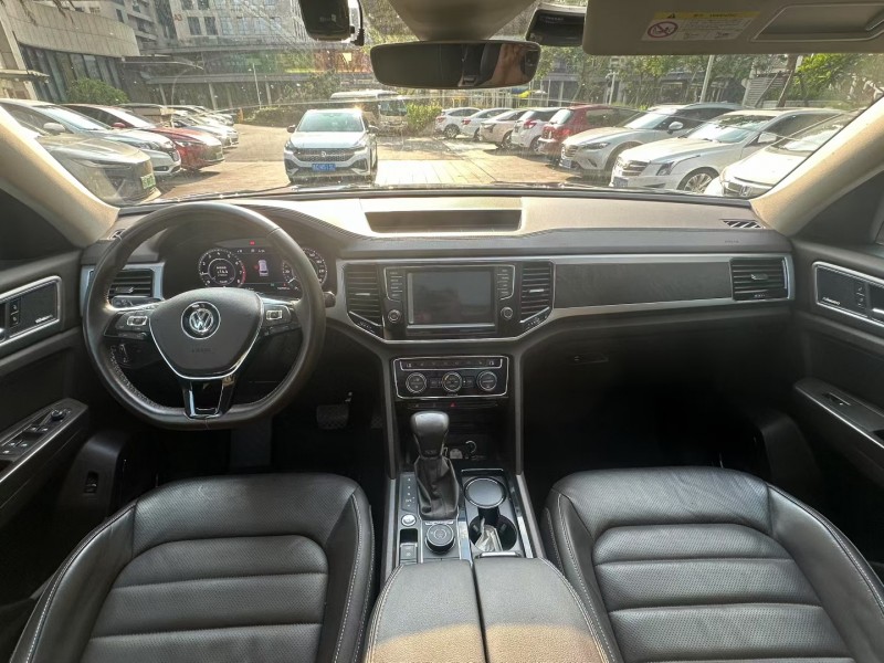 佛山18年大众途昂4