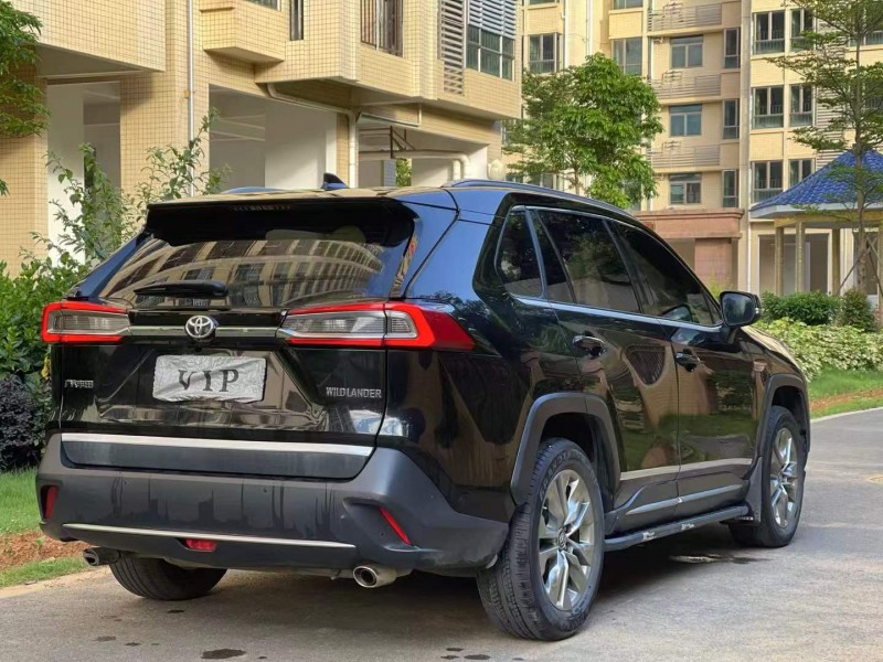 东莞21年丰田威兰达8