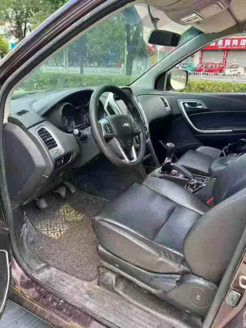 九江18年江铃域虎5