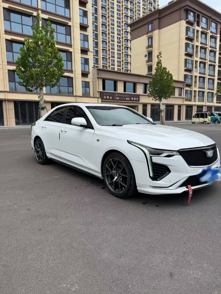 枣庄21年凯迪拉克CT42