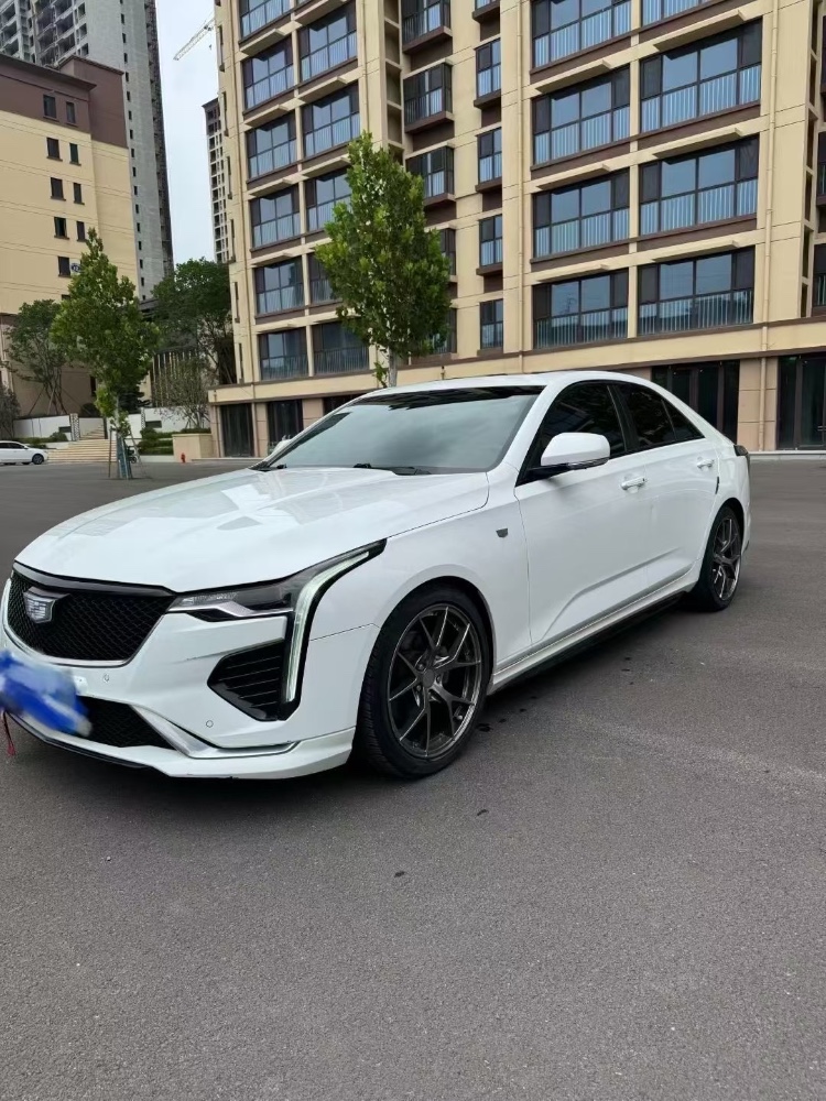 枣庄21年凯迪拉克CT43