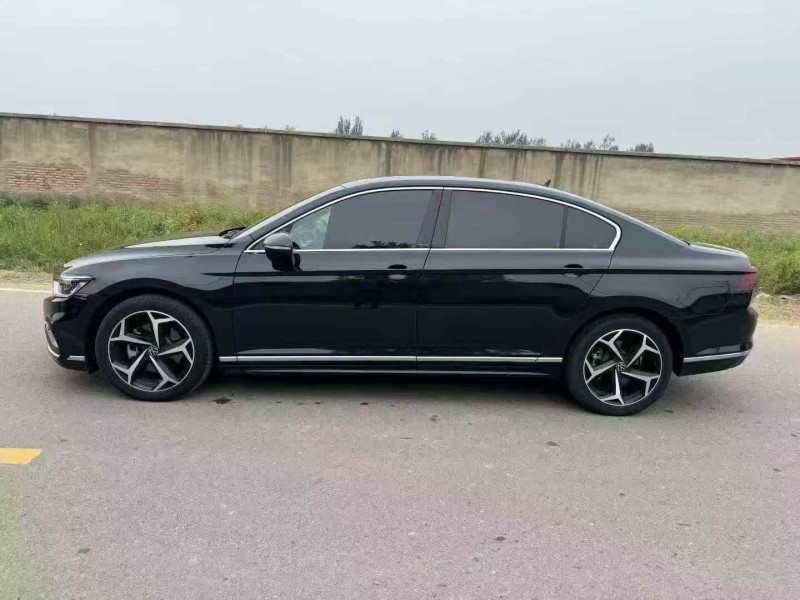 唐山23年大众迈腾3