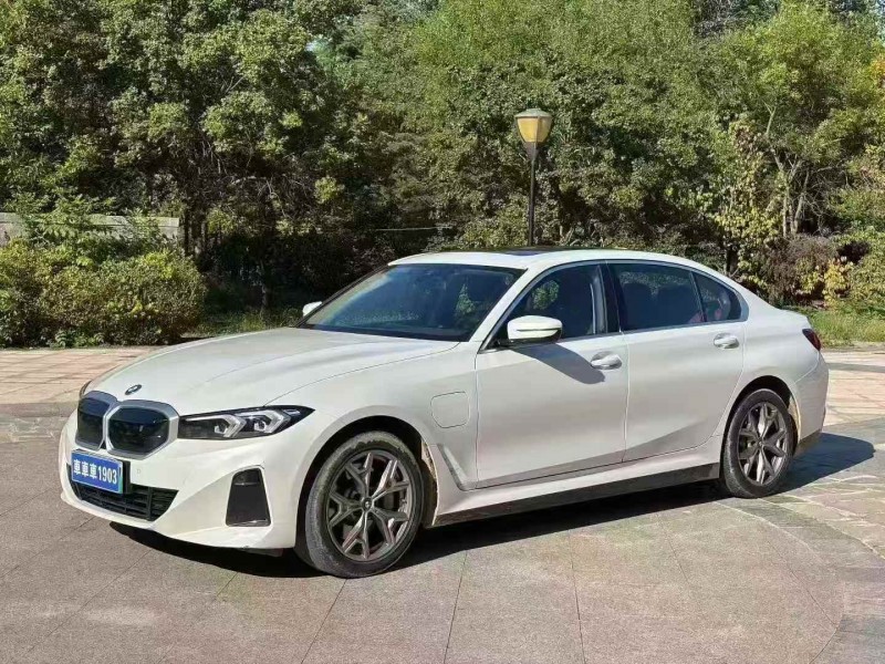 济宁24年宝马i33