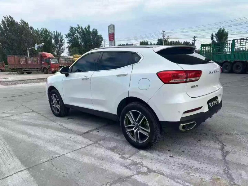 唐山20年哈弗F57