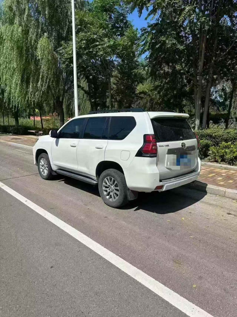 潍坊20年丰田普拉多7