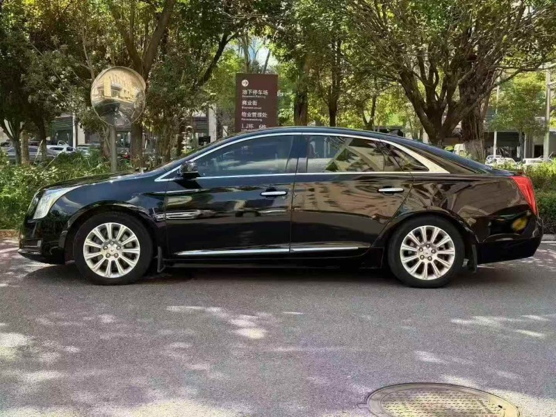 邵阳15年凯迪拉克XTS7