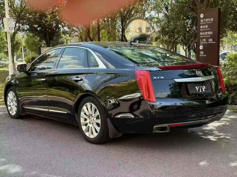 邵阳15年凯迪拉克XTS8