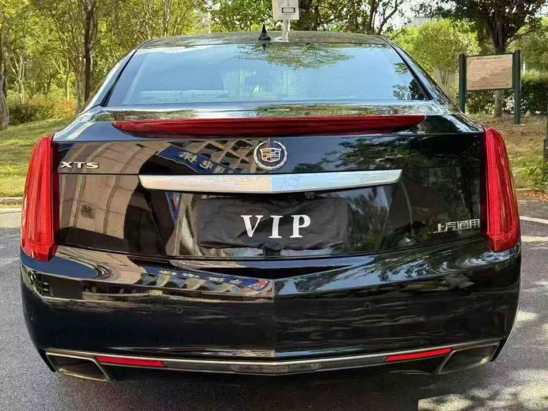 邵阳15年凯迪拉克XTS9