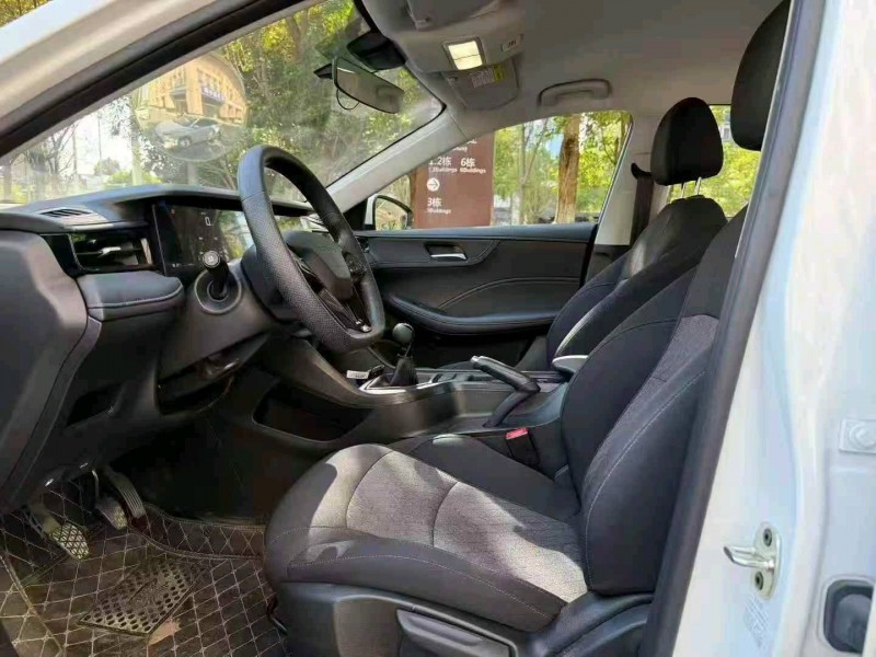 益阳24年荣威i55