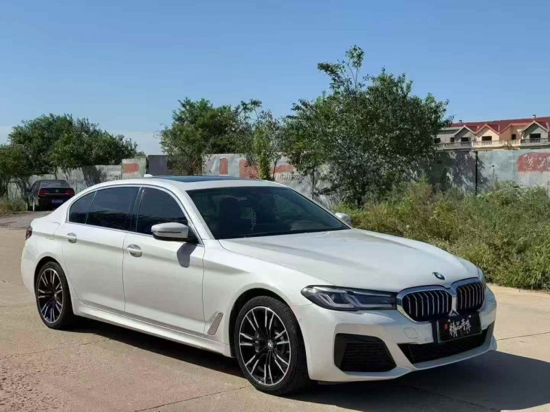 青岛21年宝马5系3