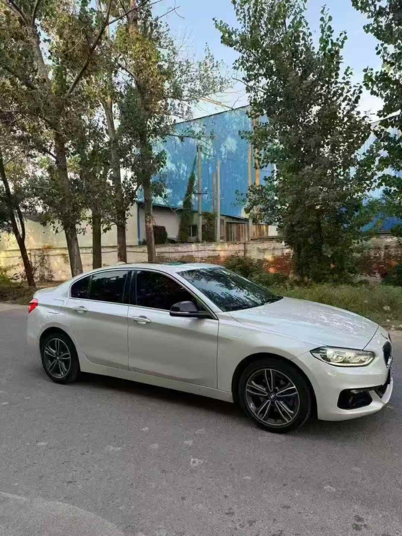 菏泽19年宝马1系2