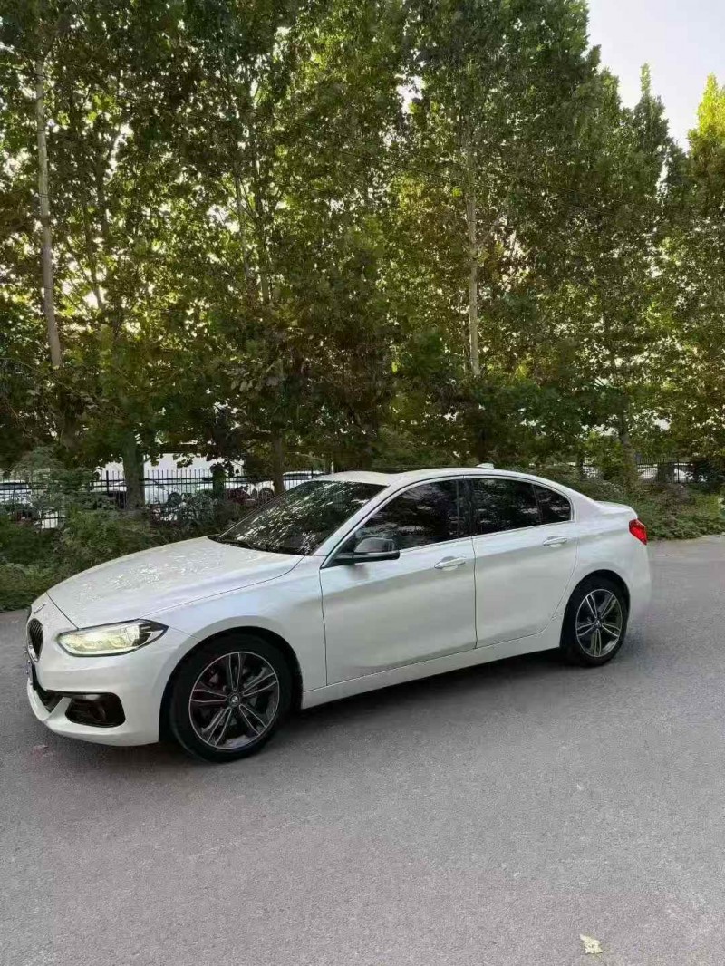 菏泽19年宝马1系3