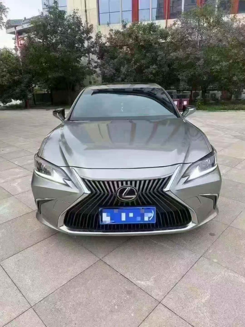 菏泽21年雷克萨斯ES1